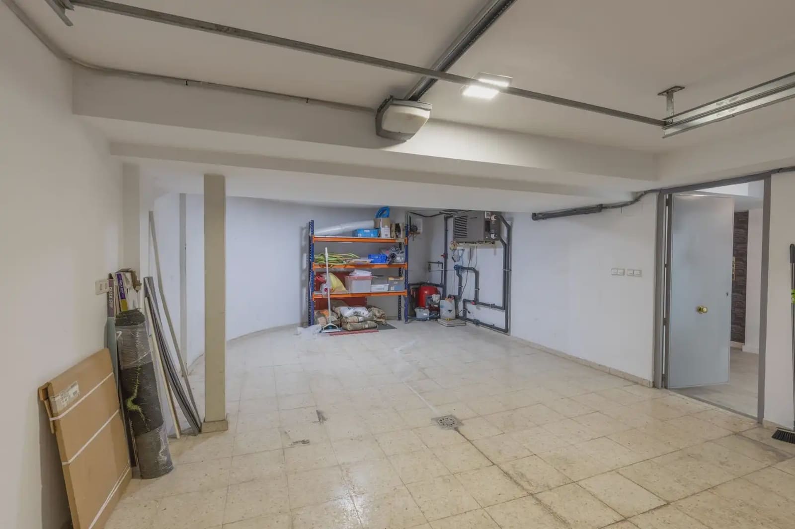 5 bedroom Villa for sale in Granada city with pool garage - € 780,000 (Ref: 9837454)