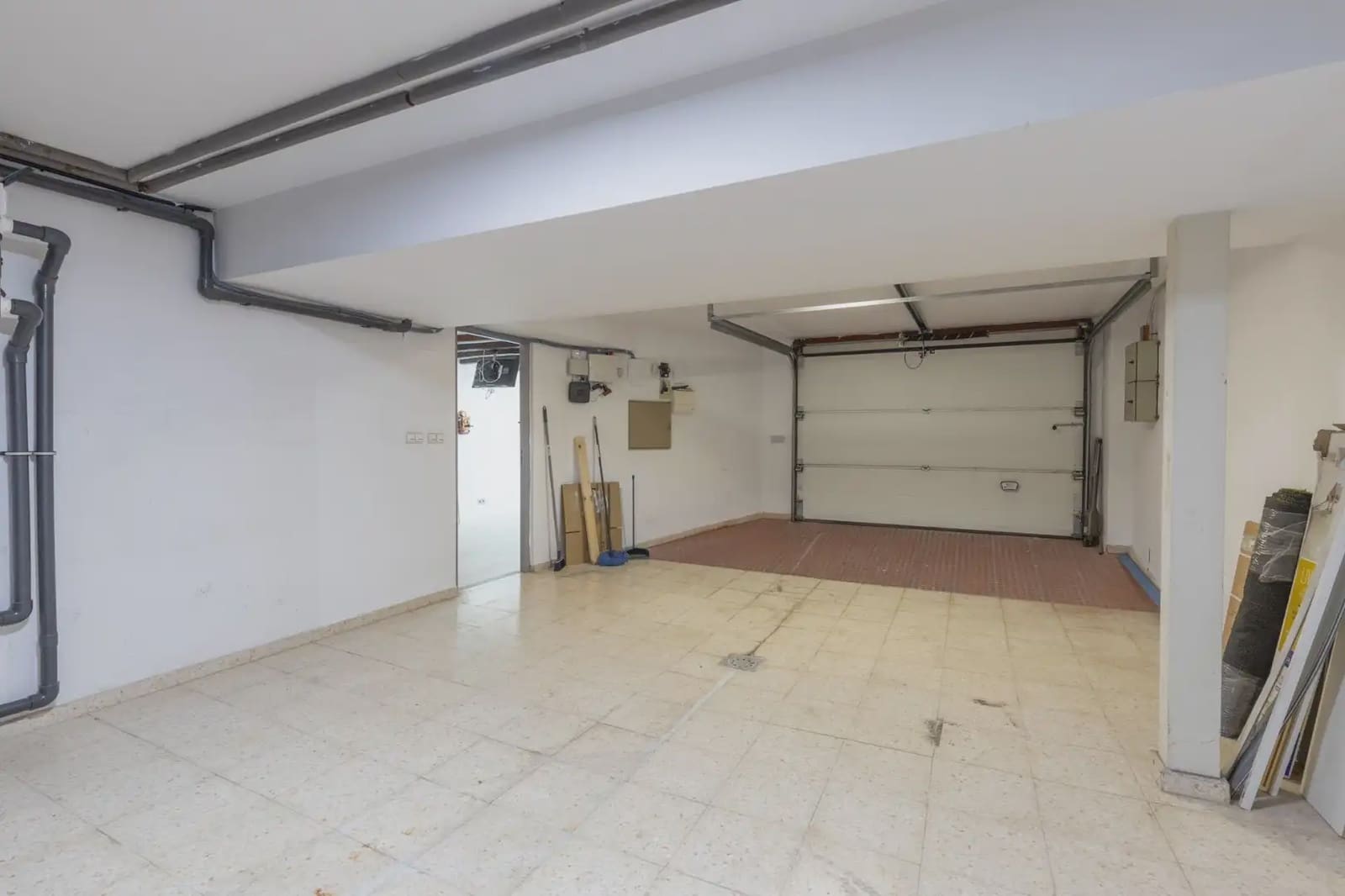 5 bedroom Villa for sale in Granada city with pool garage - € 780,000 (Ref: 9837454)
