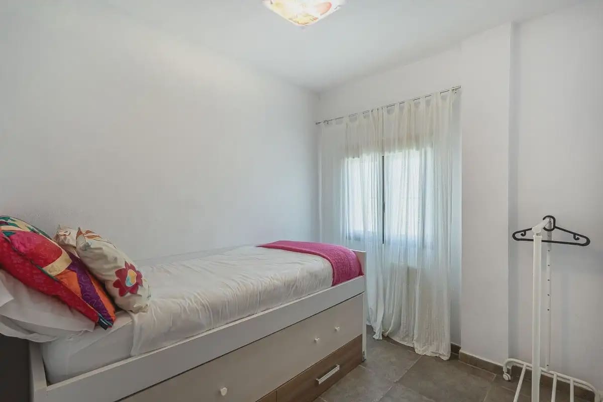 Virksomhed til salg i Arenas del Rey - € 380.000 (Ref: 9837455)