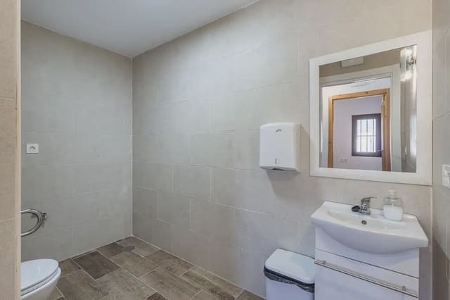 Virksomhed til salg i Arenas del Rey - € 380.000 (Ref: 9837455)