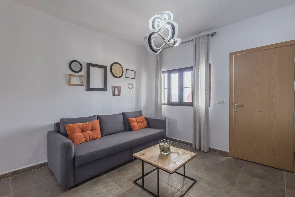 Virksomhed til salg i Arenas del Rey - € 380.000 (Ref: 9837455)