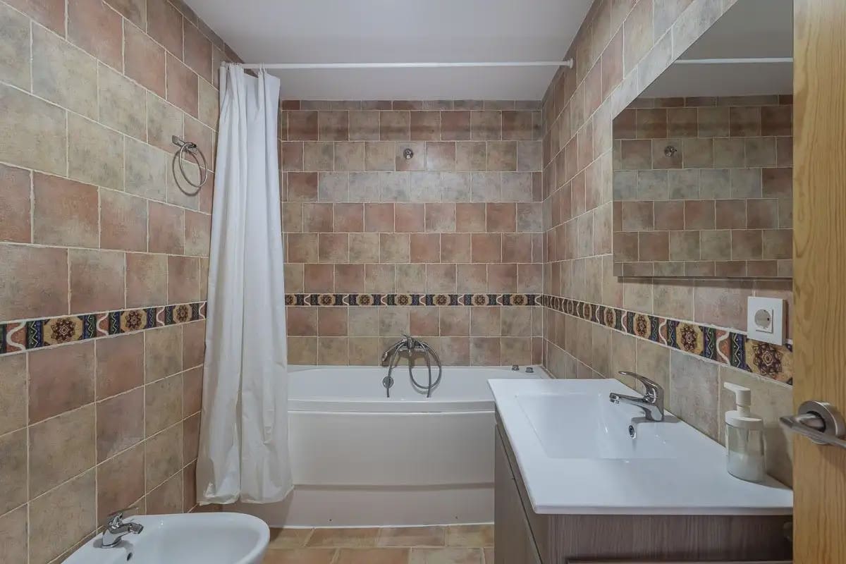 Virksomhed til salg i Arenas del Rey - € 380.000 (Ref: 9837455)