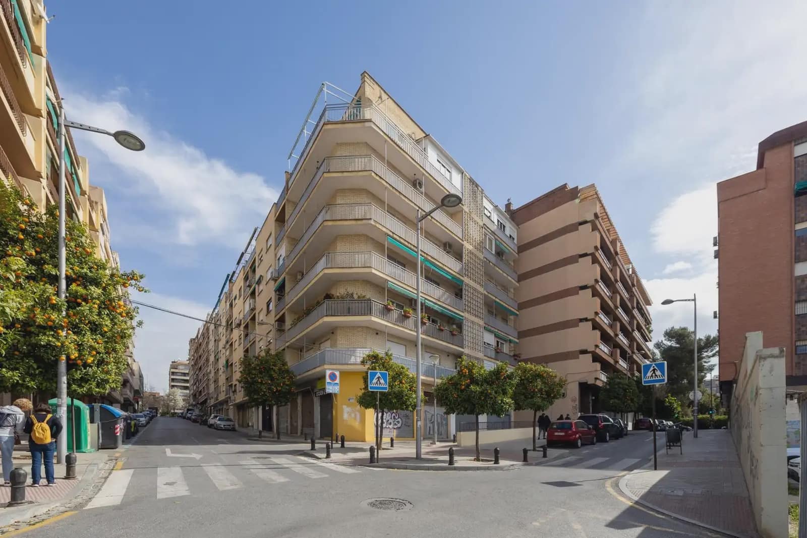 Leilighet til salgs i Granada by - € 340 000 (Ref: 9837456)