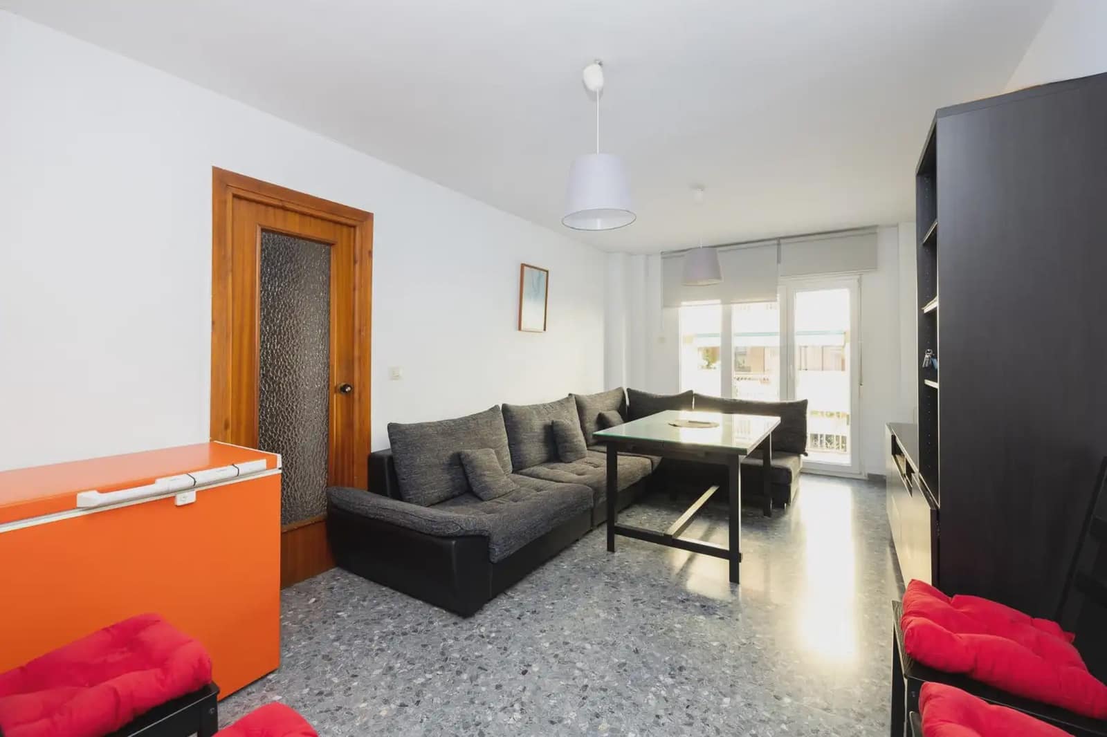 Leilighet til salgs i Granada by - € 340 000 (Ref: 9837456)