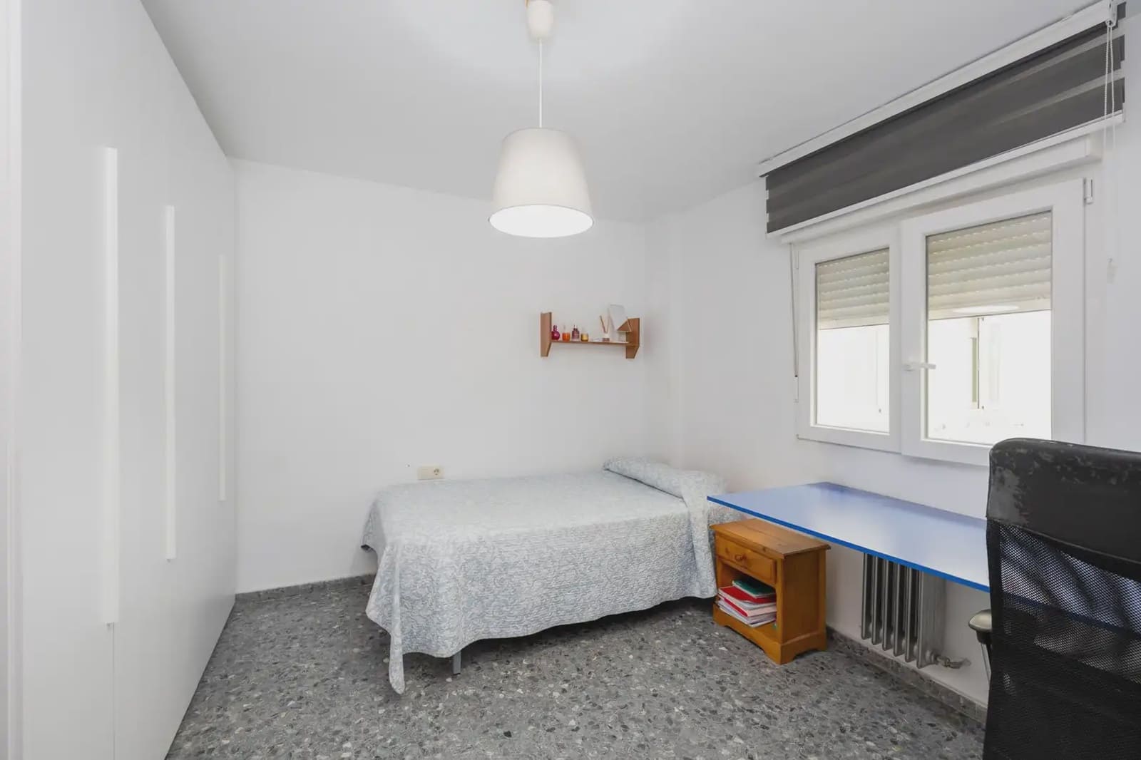 Leilighet til salgs i Granada by - € 340 000 (Ref: 9837456)