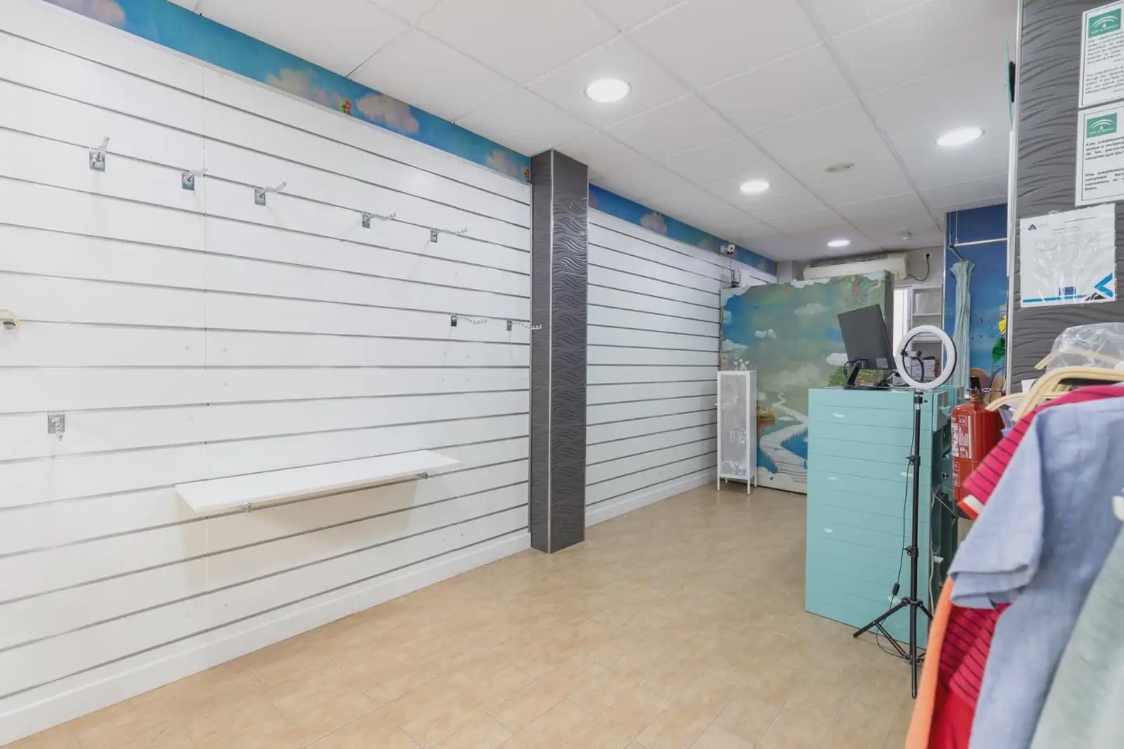 Commercial for sale in Santa Fe - € 35,000 (Ref: 9837458)