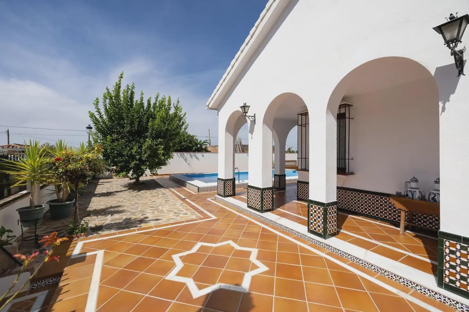 Villa for sale in Ogijares - € 429,900 (Ref: 9837459)