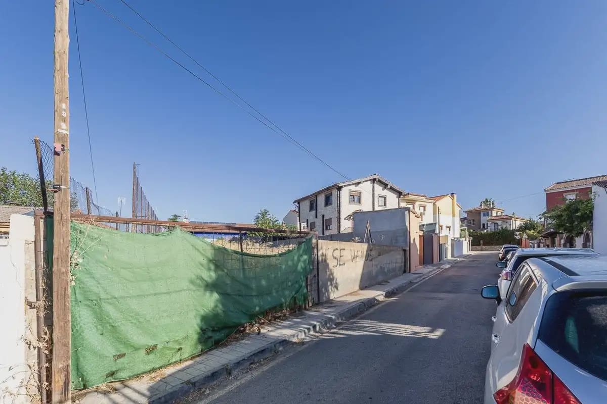 Building Plot for sale in Ogijares - € 130,000 (Ref: 9837460)
