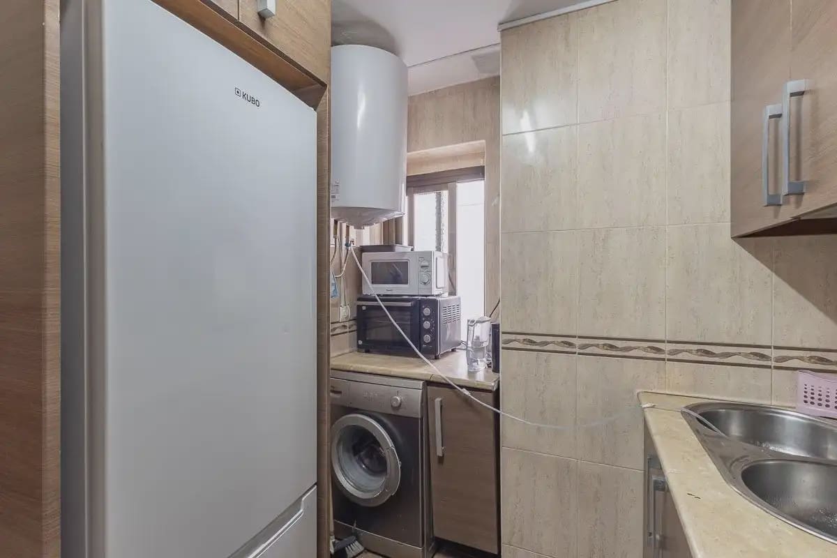 Lejlighed til salg i Granada by - € 139.000 (Ref: 9837461)