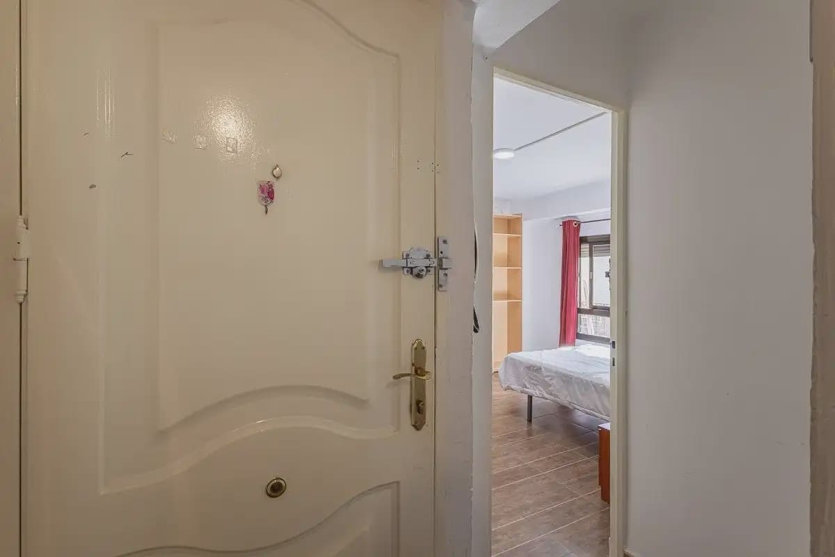 Lejlighed til salg i Granada by - € 139.000 (Ref: 9837461)