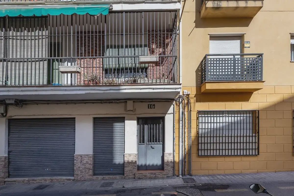 Lejlighed til salg i Granada by - € 139.000 (Ref: 9837461)
