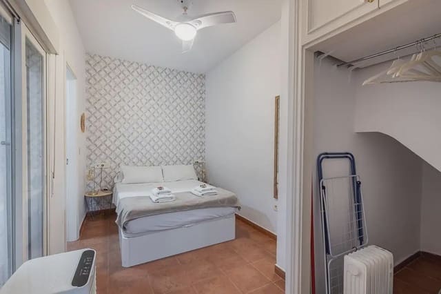 Hus til salgs i Albaicin, Granada by - € 995 000 (Ref: 9837462)