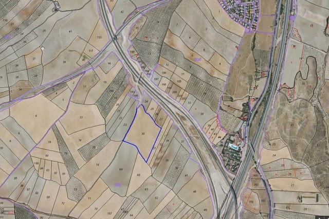 Ubebygd land til salgs i Otura - € 107 000 (Ref: 9837464)