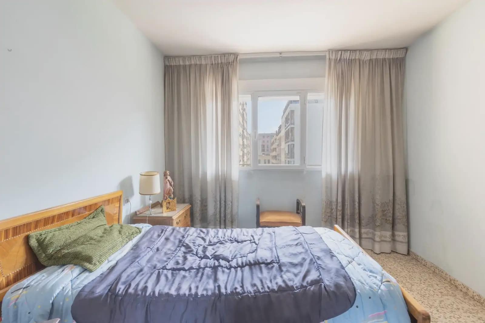 Lejlighed til salg i Granada by - € 260.000 (Ref: 9837465)
