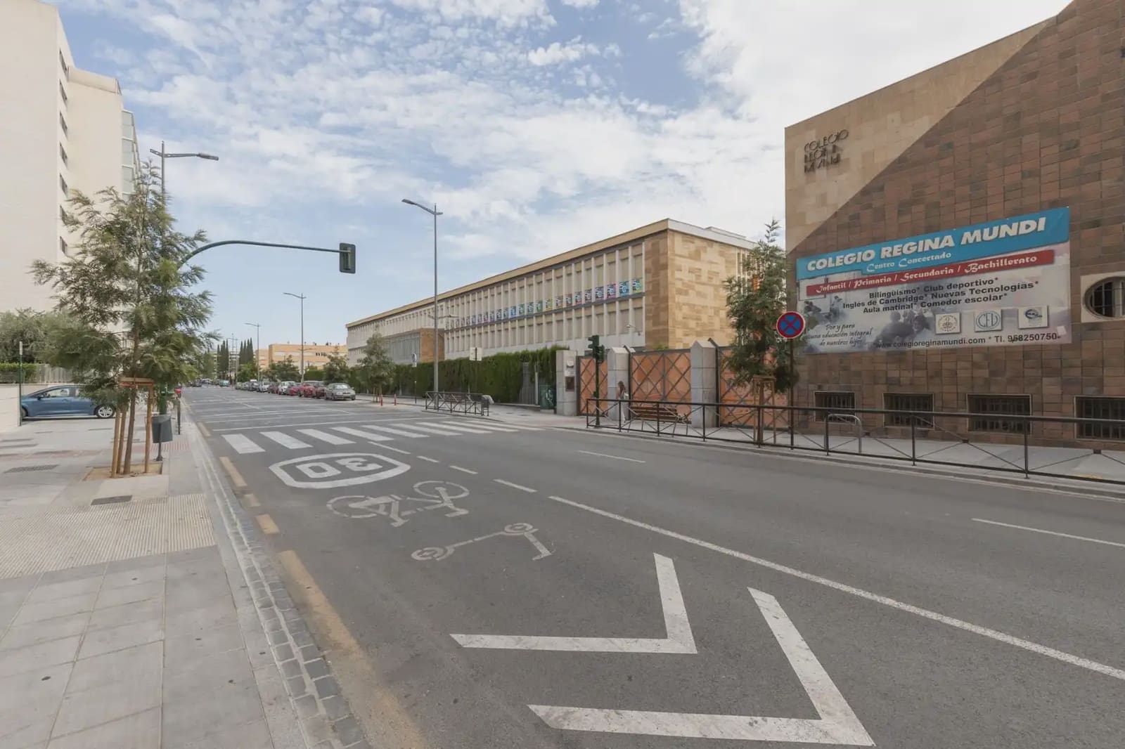 Lejlighed til salg i Granada by - € 260.000 (Ref: 9837465)