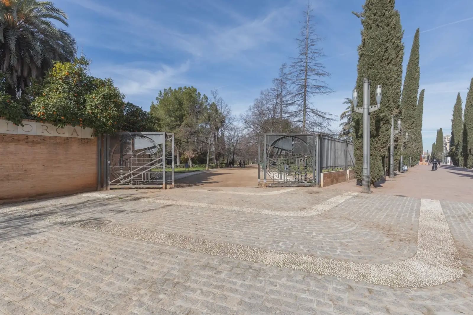 Lejlighed til salg i Granada by - € 260.000 (Ref: 9837465)