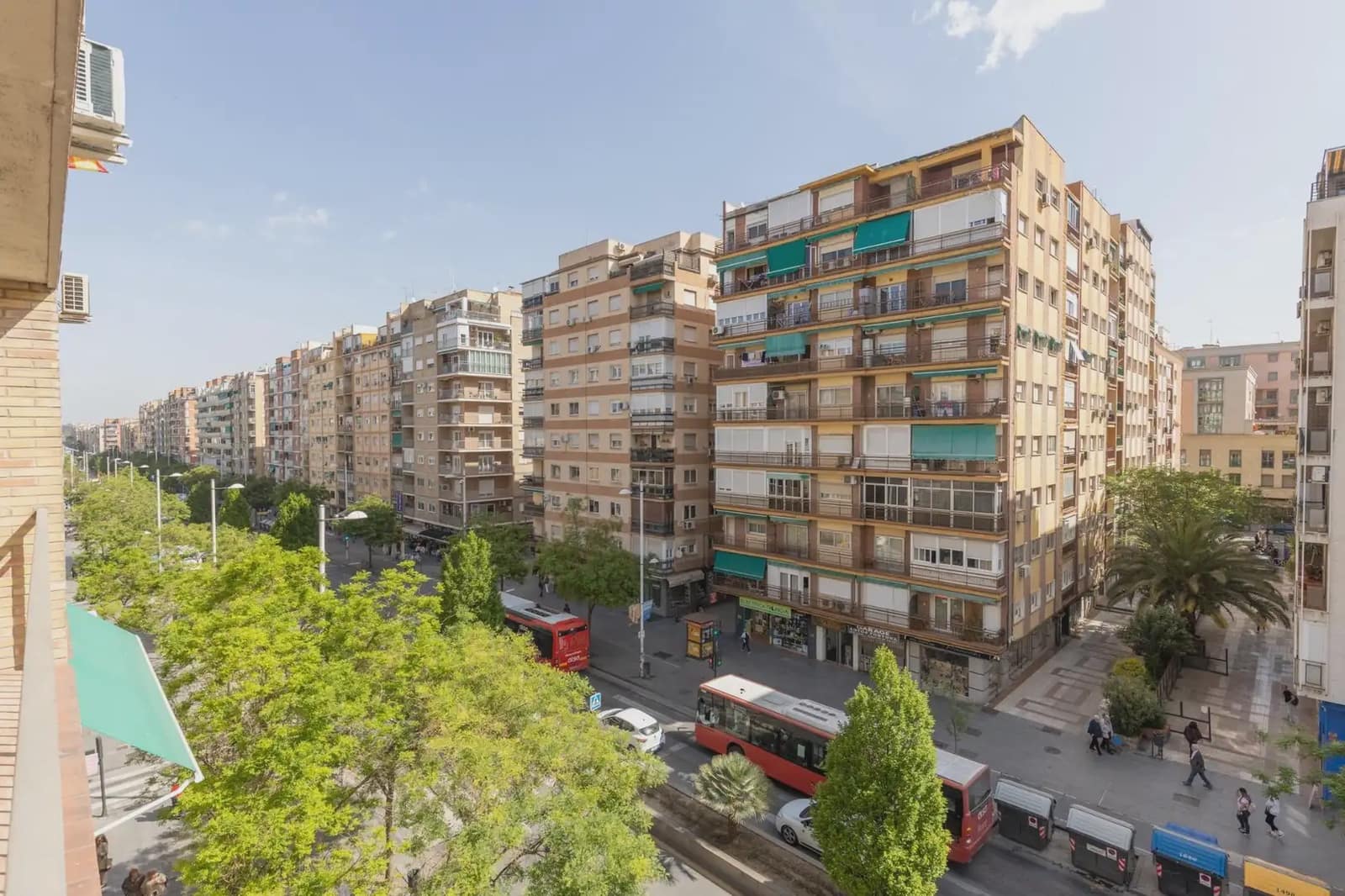 Lejlighed til salg i Granada by - € 260.000 (Ref: 9837465)