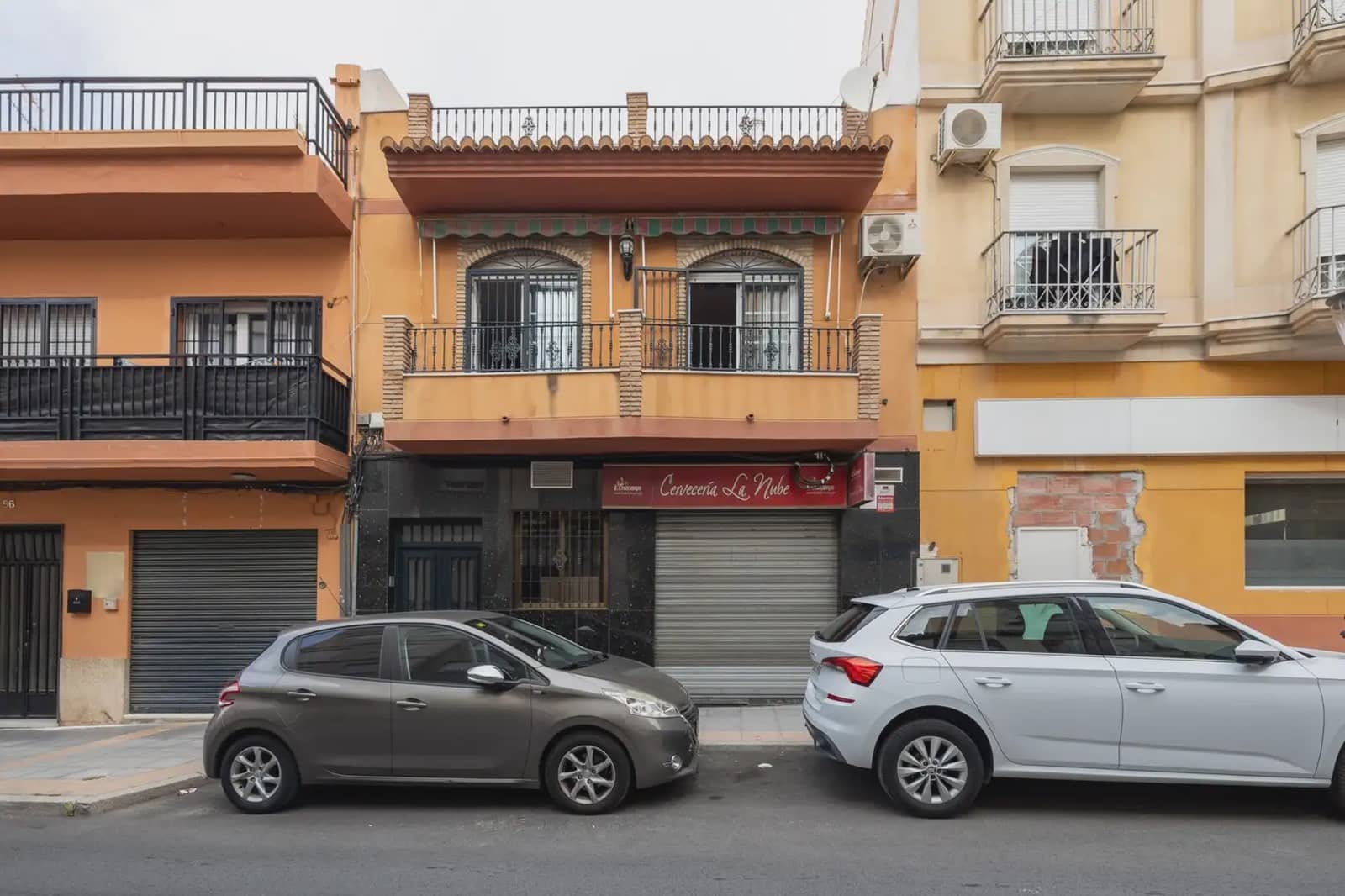 Townhouse for sale in Motril - € 299,000 (Ref: 9837467)