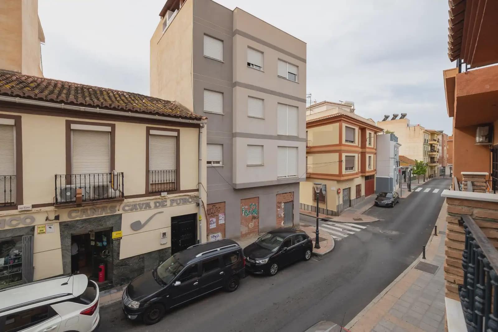 Townhouse for sale in Motril - € 299,000 (Ref: 9837467)