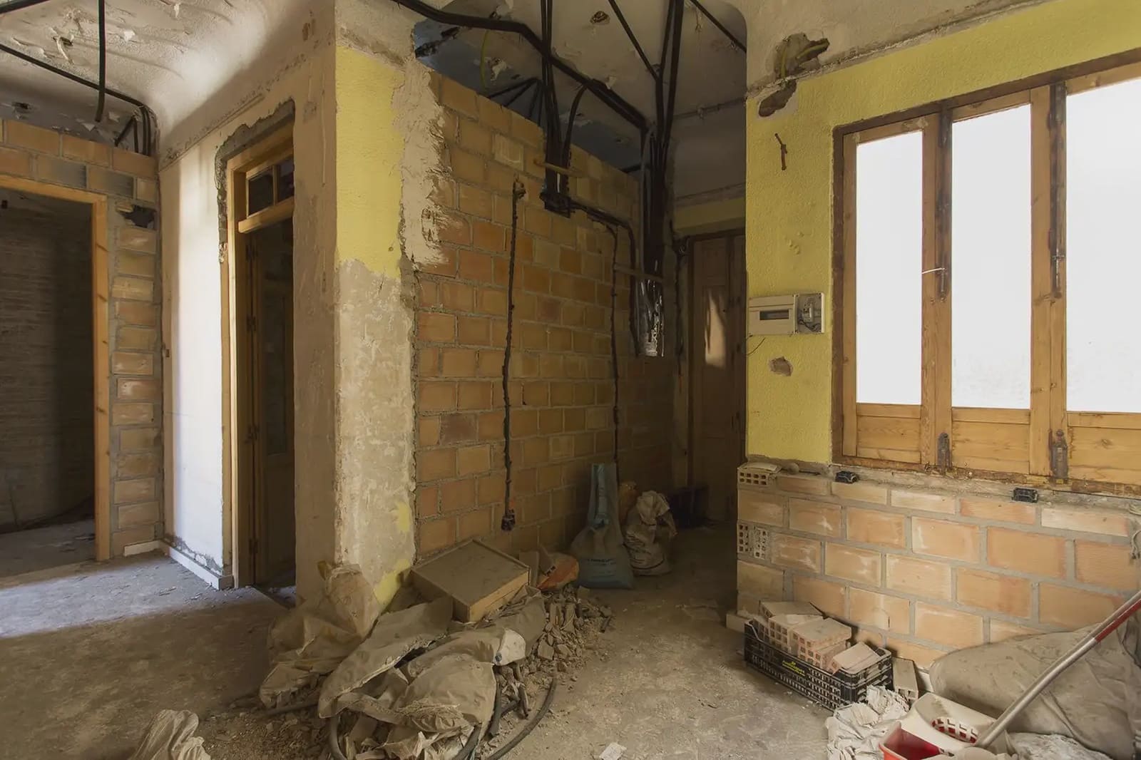 Flat for sale in Granada city - € 375,000 (Ref: 9837468)