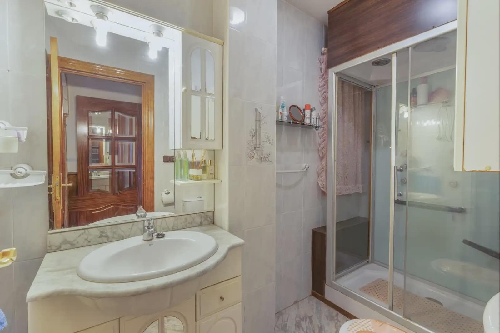 Villa zu verkaufen in Santa Fe mit Garage - 194.900 € (Ref: 9837474)
