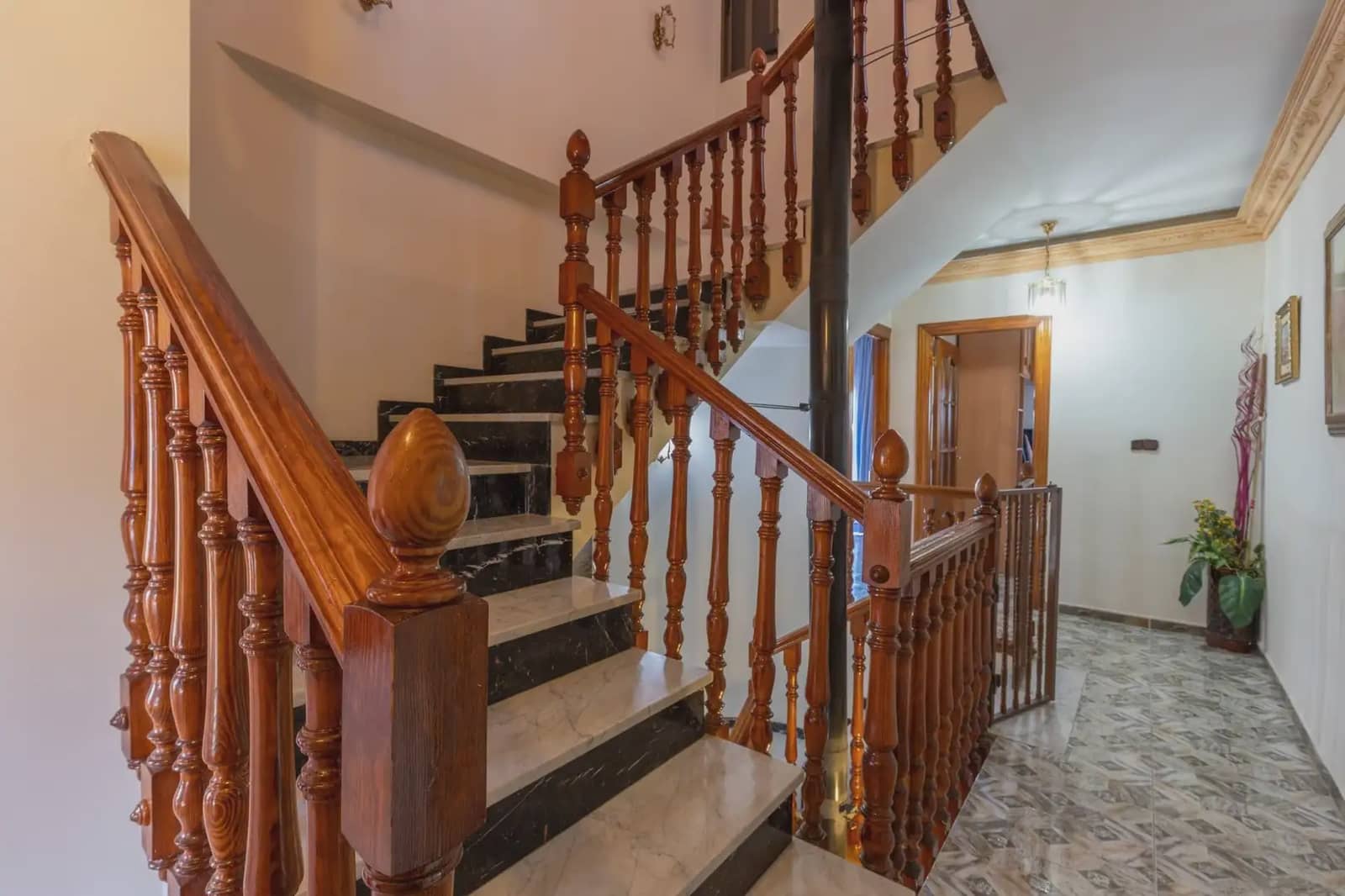 Villa zu verkaufen in Santa Fe mit Garage - 194.900 € (Ref: 9837474)