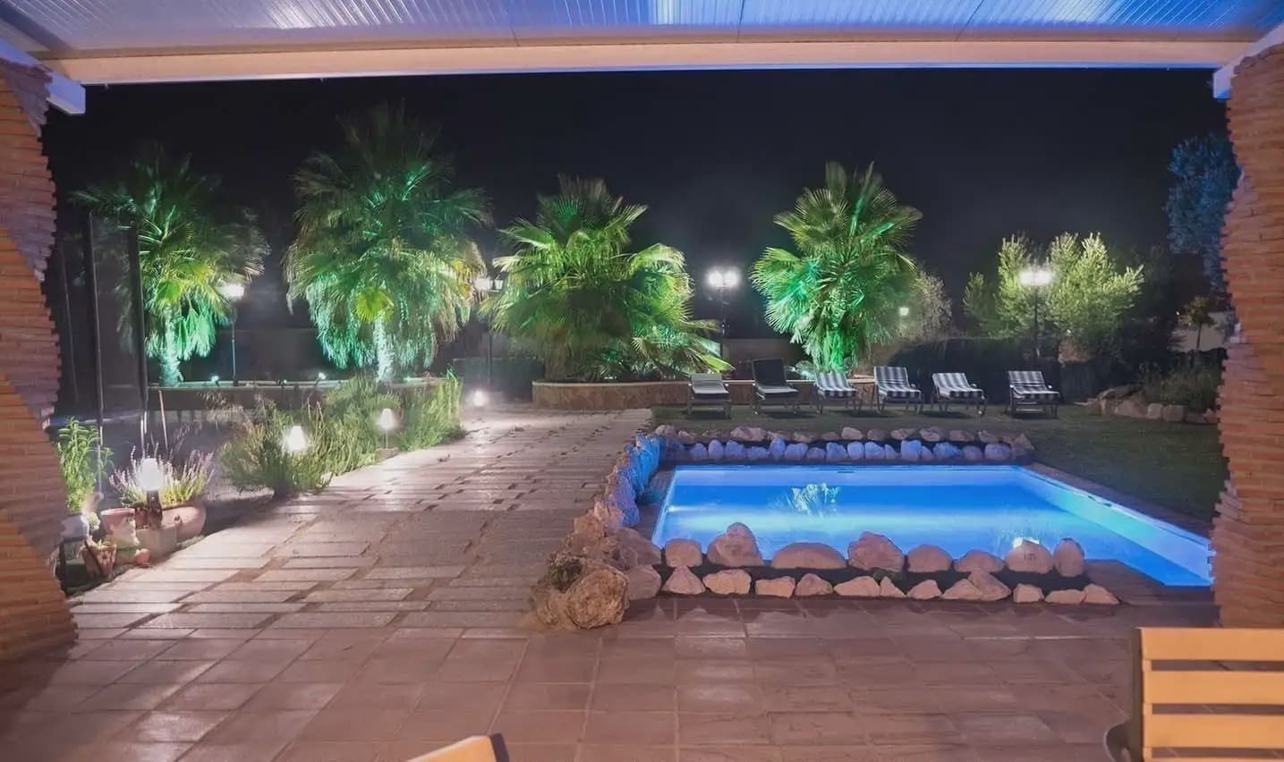 Finca/Landehus til salg i Atarfe med swimmingpool - € 450.000 (Ref: 9837476)