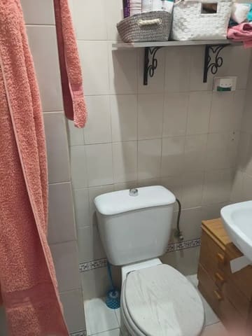 Studio til leie i San Matías - Realejo, Granada by - € 450 (Ref: 9837478)