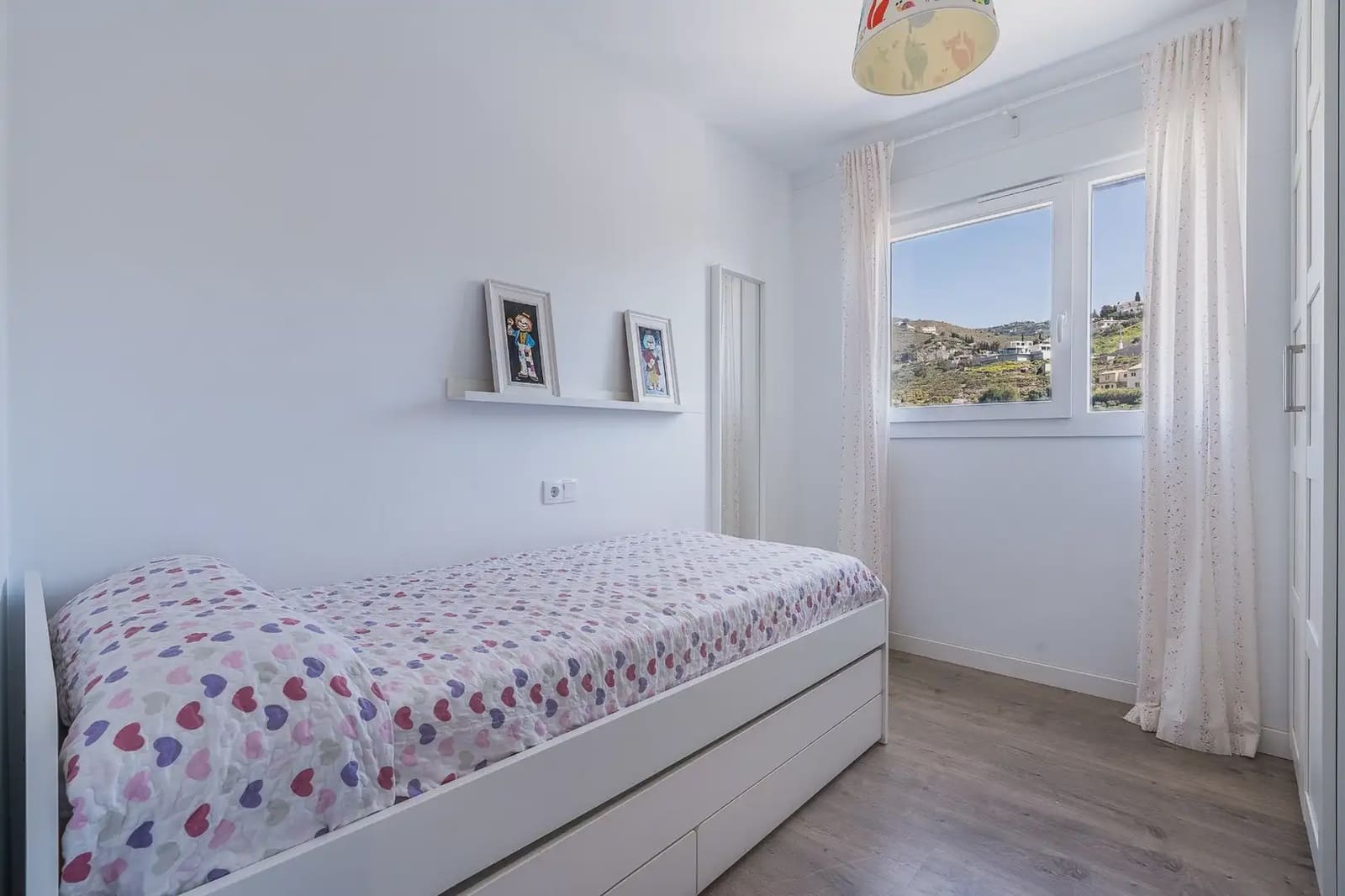Flat for sale in Almunecar with pool garage - € 355,000 (Ref: 9837481)