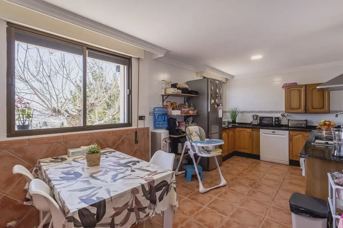Villa zu verkaufen in Monachil mit Garage - 315.000 € (Ref: 9837482)