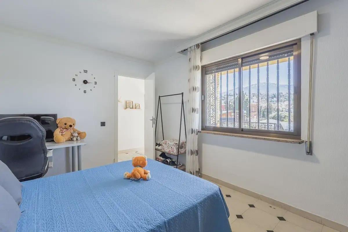 Villa zu verkaufen in Monachil mit Garage - 315.000 € (Ref: 9837482)