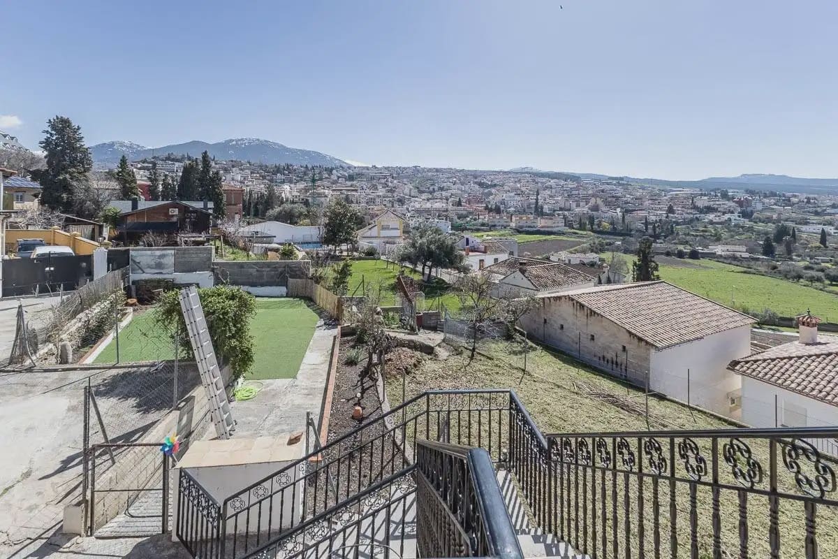 Villa zu verkaufen in Monachil mit Garage - 315.000 € (Ref: 9837482)