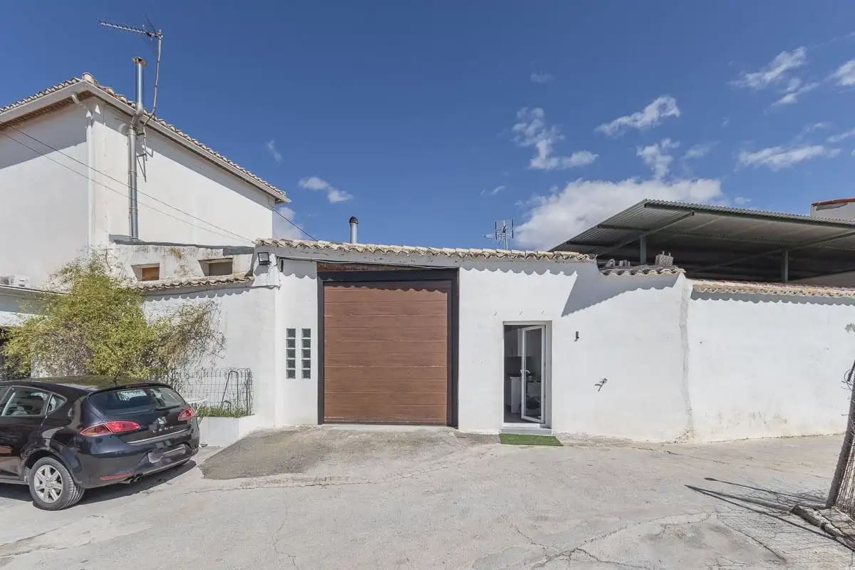 Villa zu verkaufen in Monachil mit Garage - 315.000 € (Ref: 9837482)