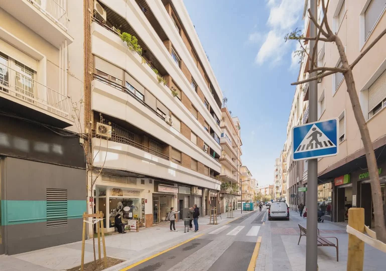 Flat for sale in Granada city with garage - € 460,000 (Ref: 9837485)