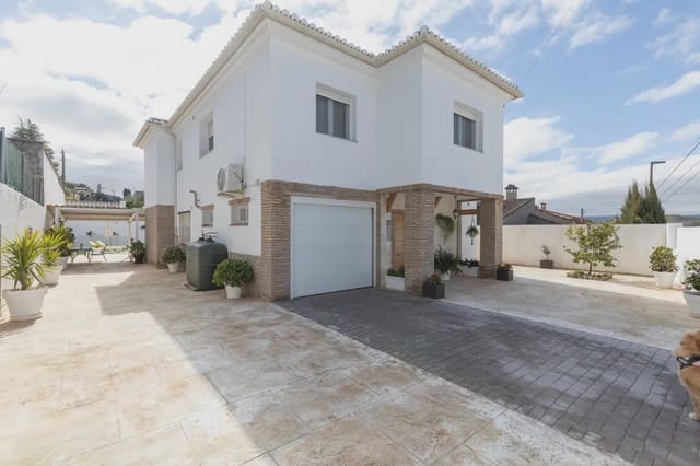 Villa/Maison à vendre à Otura avec garage - 369 000 € (Ref: 9837489)