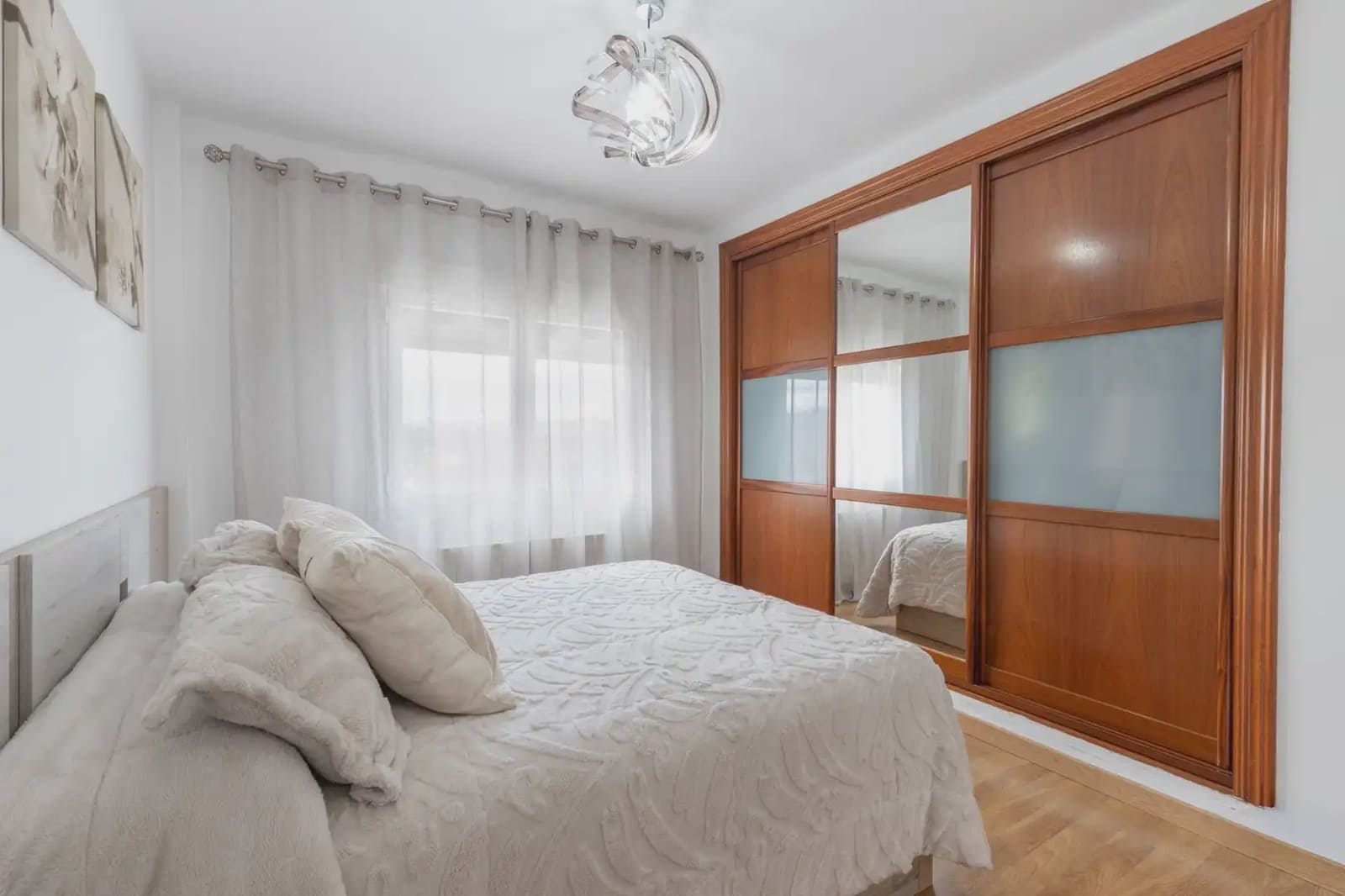 Villa/Maison à vendre à Otura avec garage - 369 000 € (Ref: 9837489)