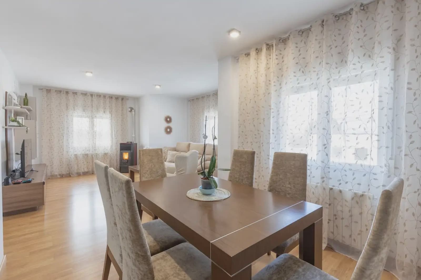 Villa/Maison à vendre à Otura avec garage - 369 000 € (Ref: 9837489)