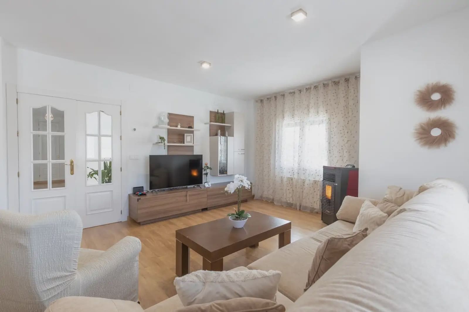 Villa/Maison à vendre à Otura avec garage - 369 000 € (Ref: 9837489)