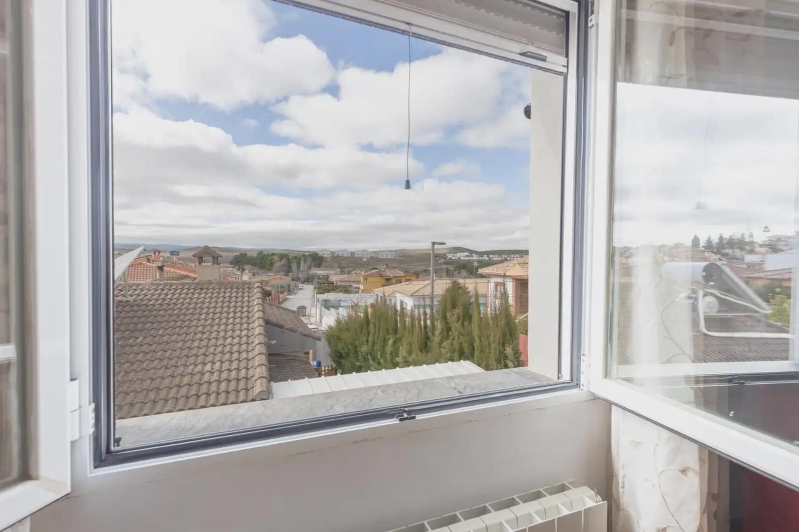 Villa/Maison à vendre à Otura avec garage - 369 000 € (Ref: 9837489)