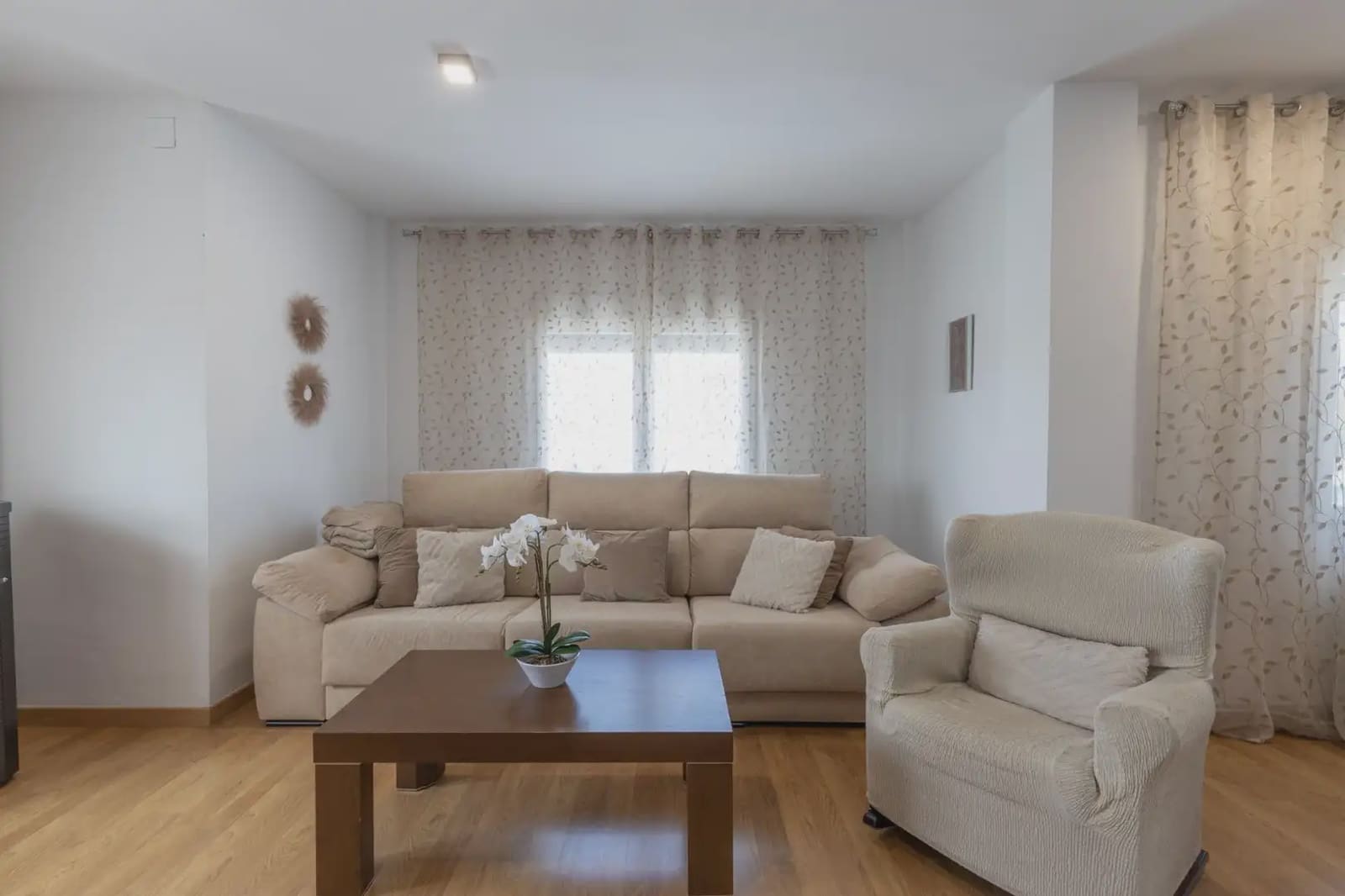 Villa/Maison à vendre à Otura avec garage - 369 000 € (Ref: 9837489)