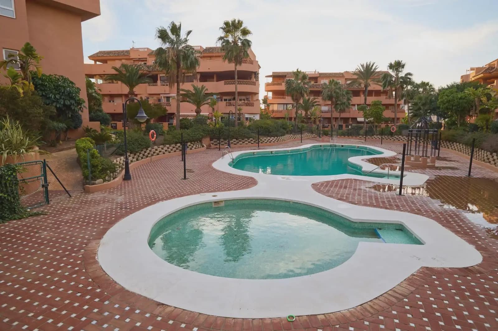 1 bedroom Flat for sale in El Ejido with pool garage - € 159,900 (Ref: 9837491)