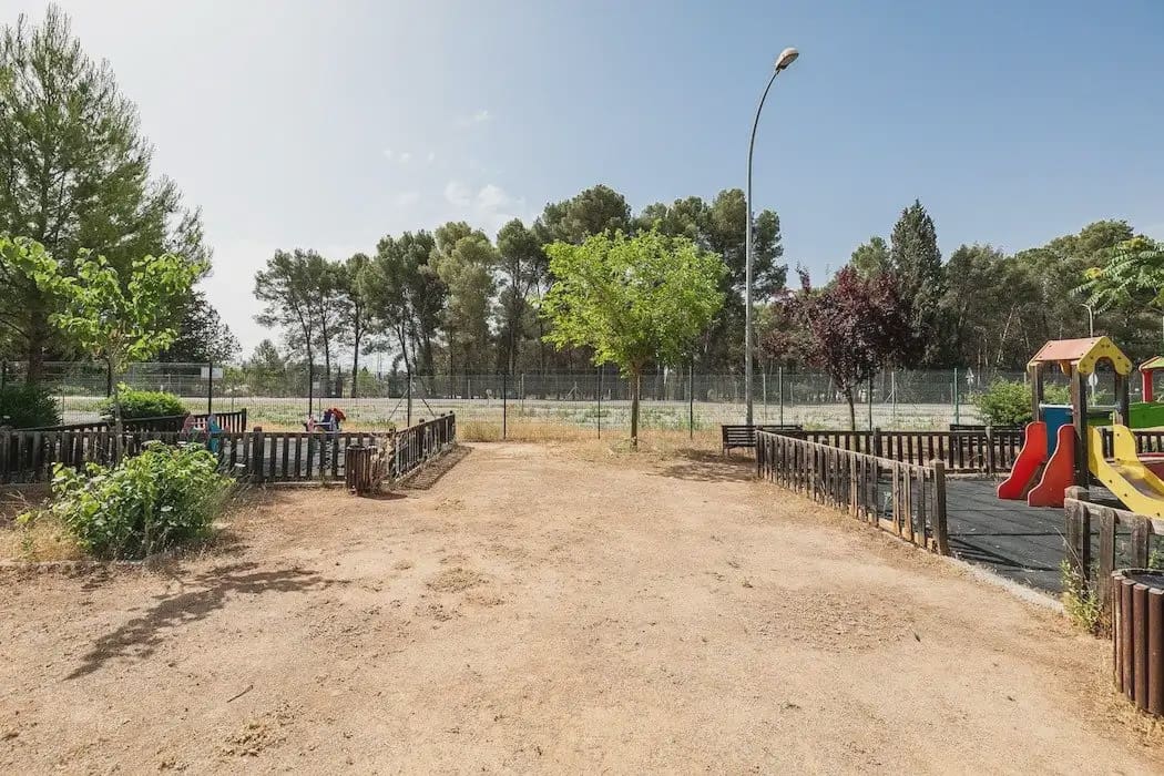 Byggegrund til salg i Atarfe - € 61.000 (Ref: 9837492)