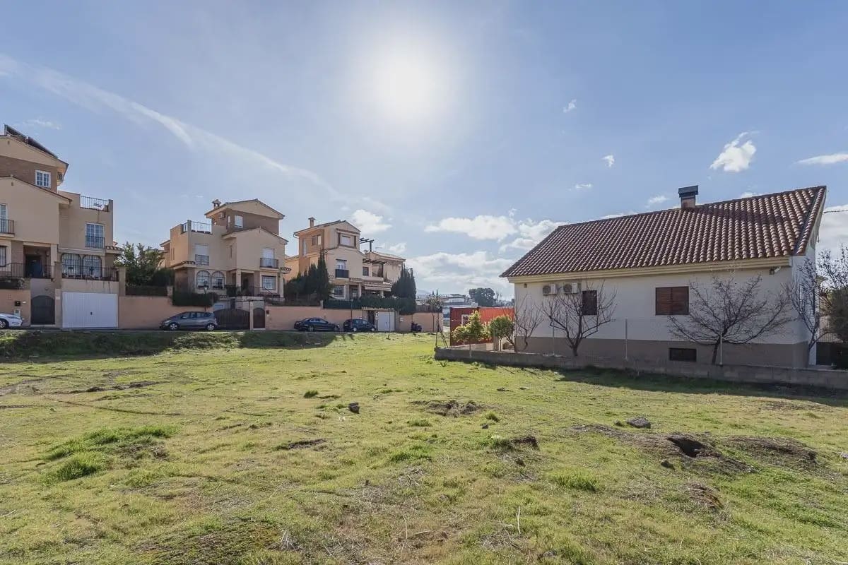 Building Plot for sale in Cajar - € 112,000 (Ref: 9837493)