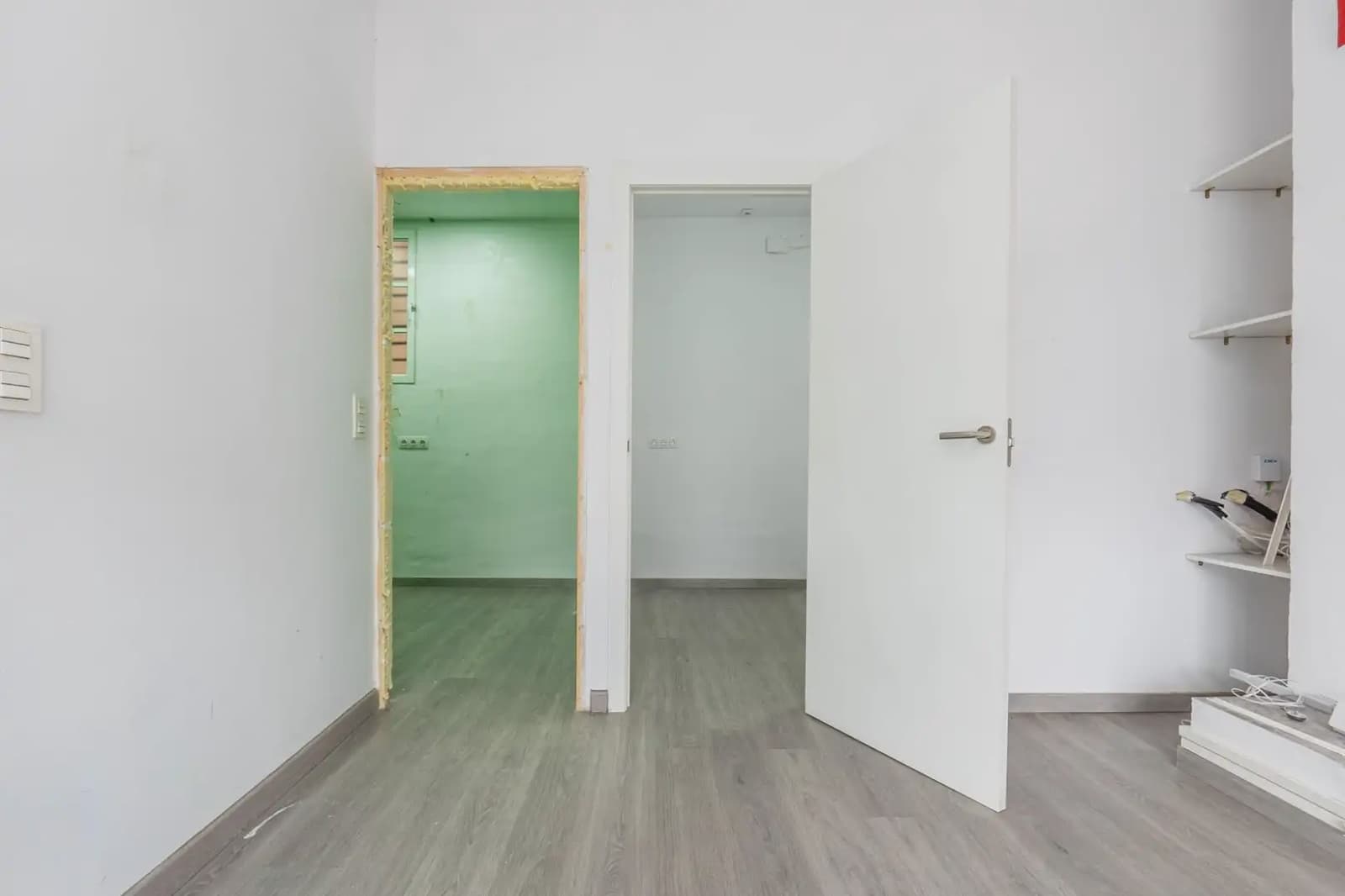 Local Comercial en Granada ciudad en venta - 118.000 € (Ref: 9837494)