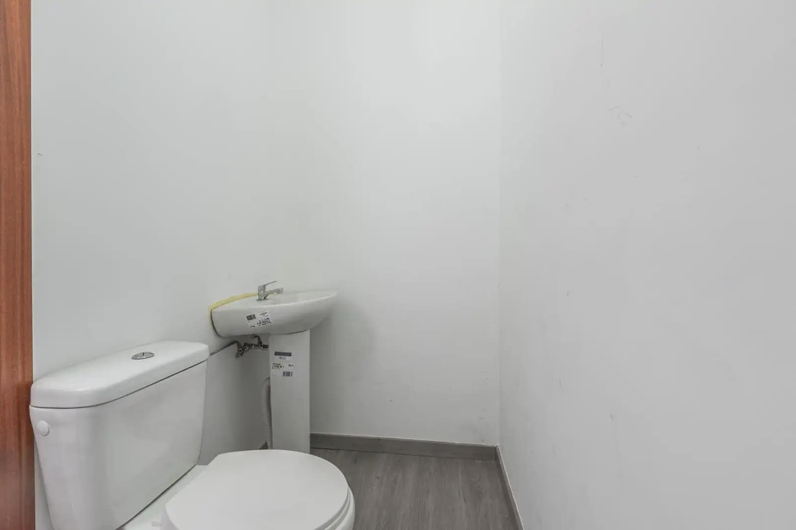 Local Comercial en Granada ciudad en venta - 118.000 € (Ref: 9837494)
