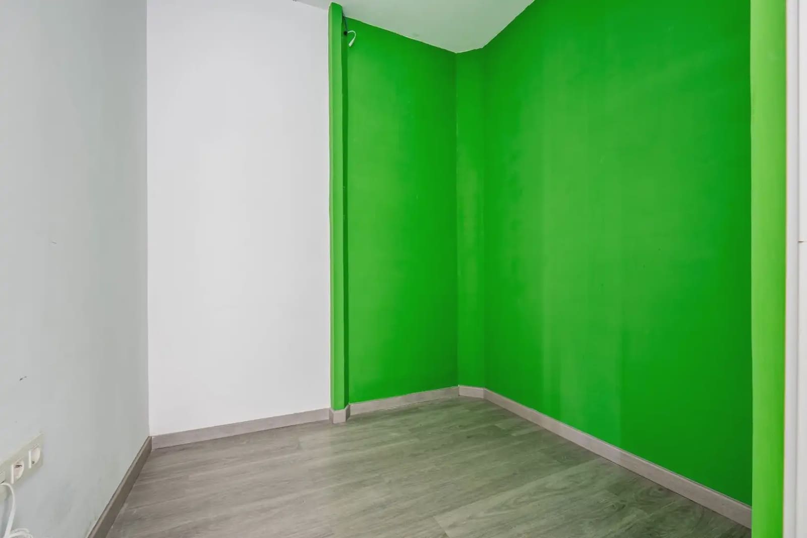 Local Comercial en Granada ciudad en venta - 118.000 € (Ref: 9837494)
