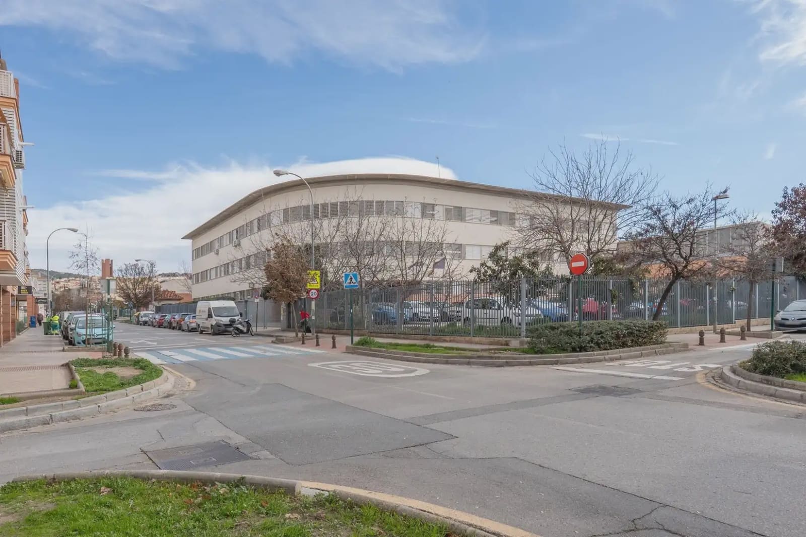 Local Comercial en Granada ciudad en venta - 118.000 € (Ref: 9837494)