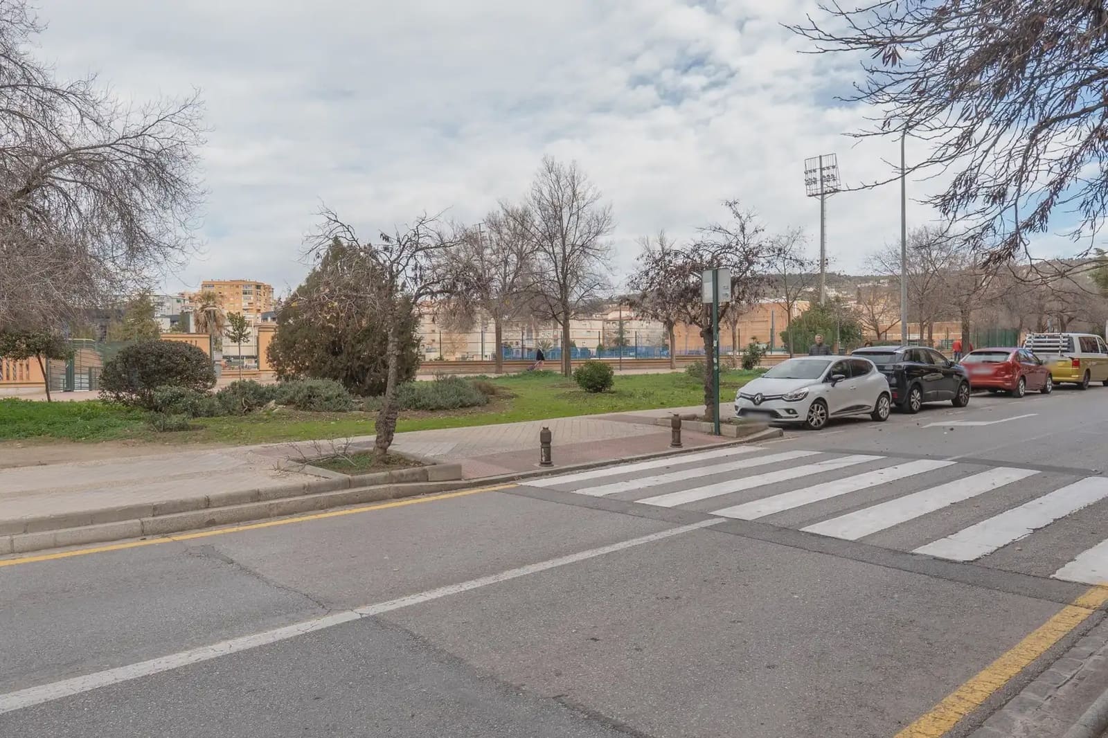 Local Comercial en Granada ciudad en venta - 118.000 € (Ref: 9837494)