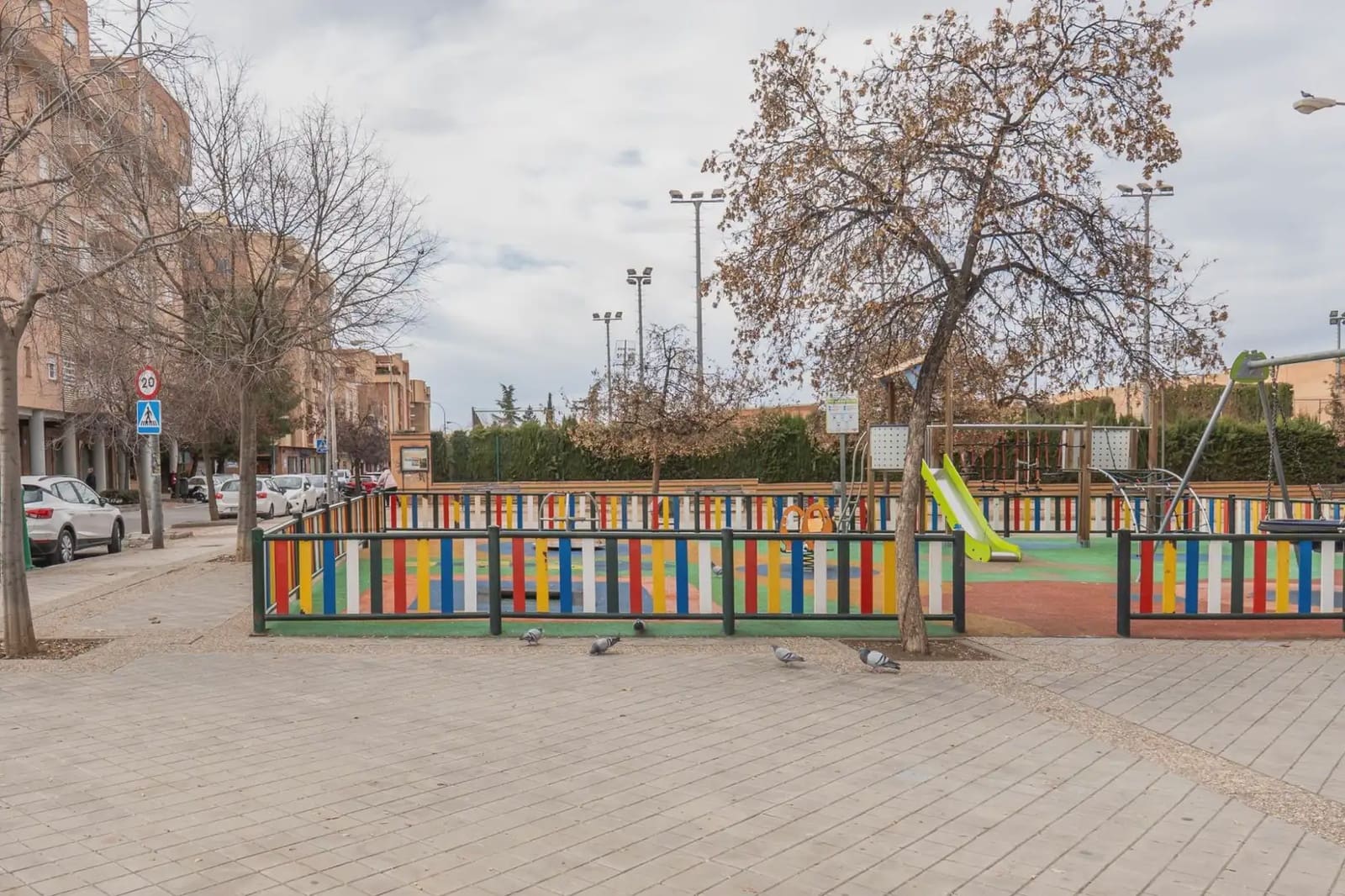 Local Comercial en Granada ciudad en venta - 118.000 € (Ref: 9837494)