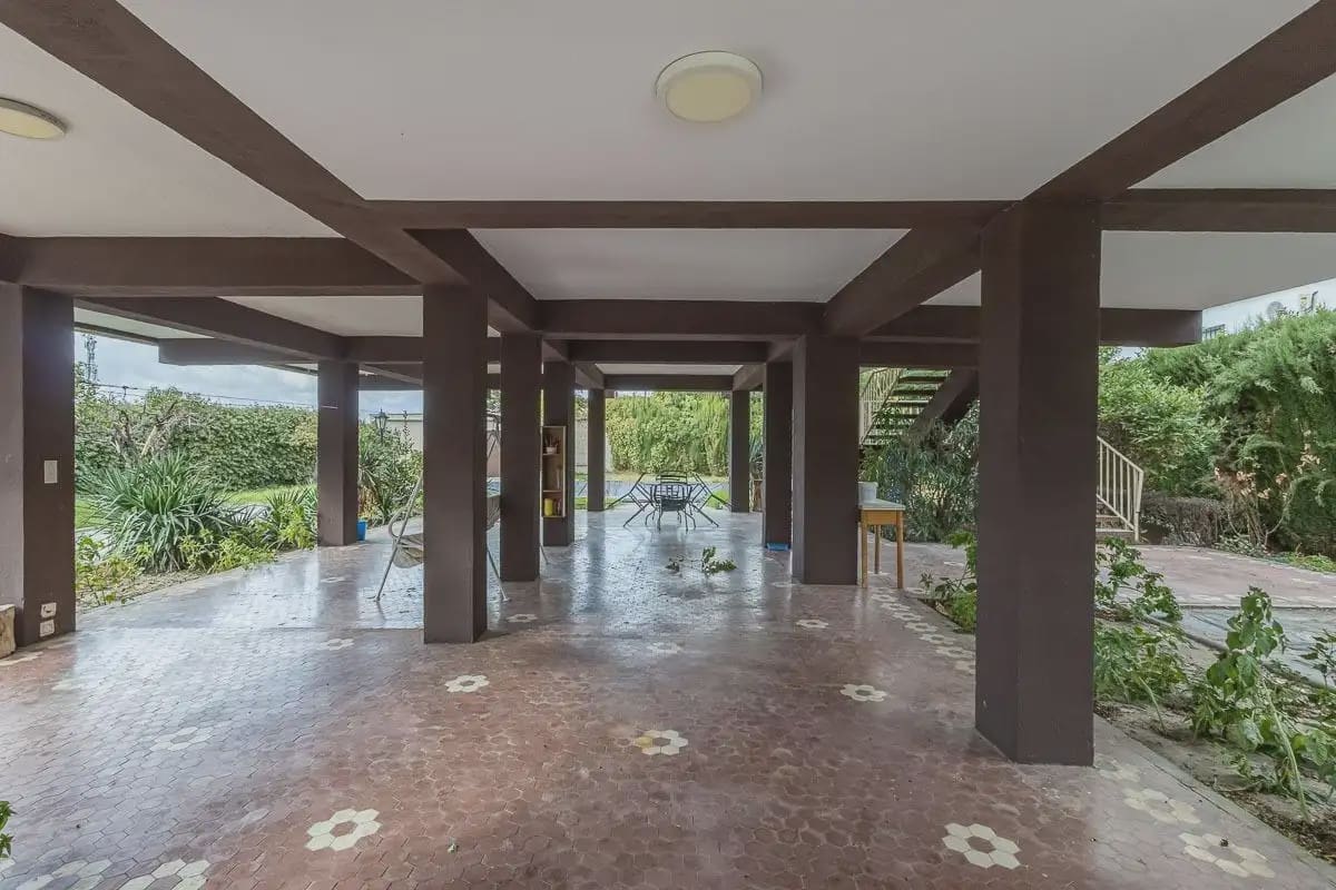 Villa zu verkaufen in Cajar mit Pool Garage - 415.000 € (Ref: 9837495)